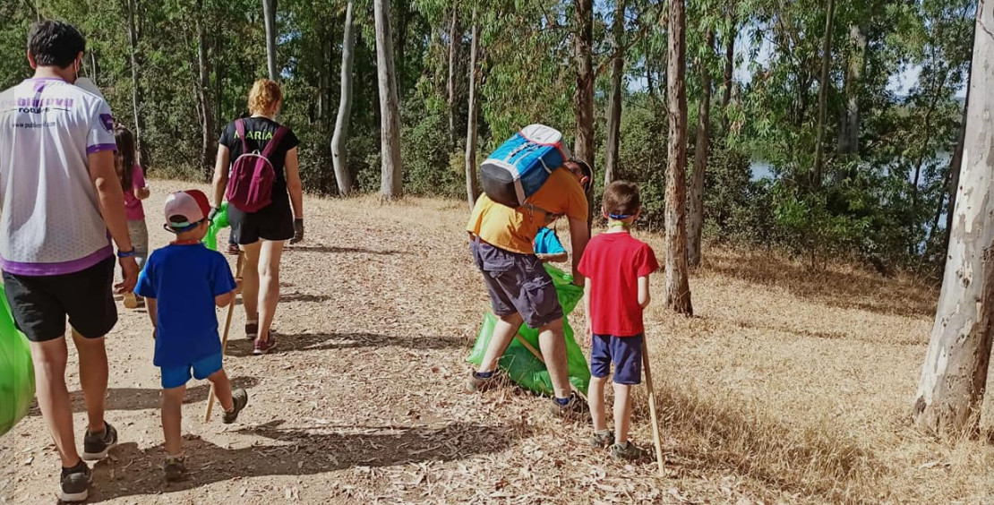 Limpieza en el entorno del pantano Piedra Aguda 7